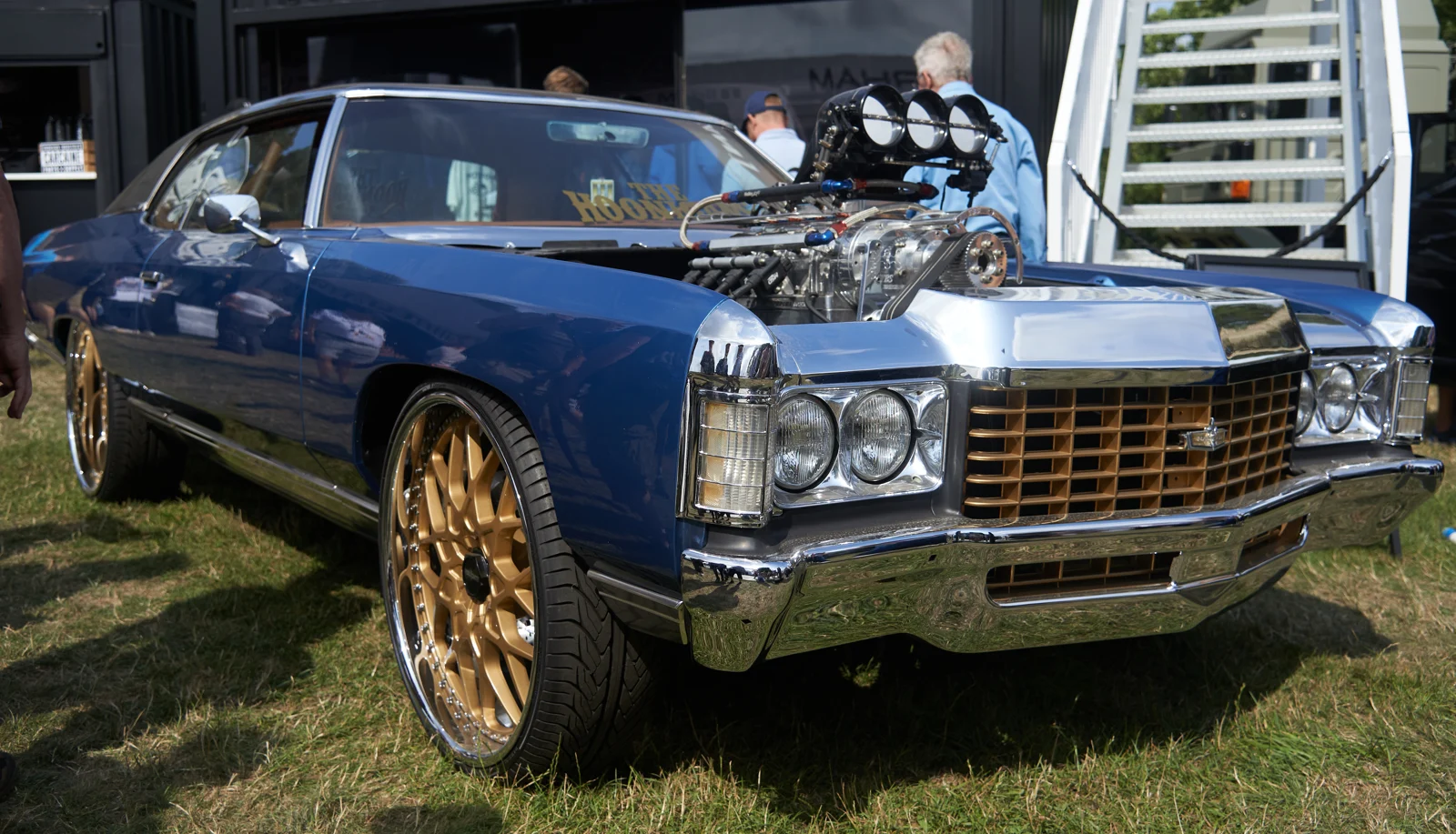 Customized 1971 Chevrolet Caprice donk on large wheels